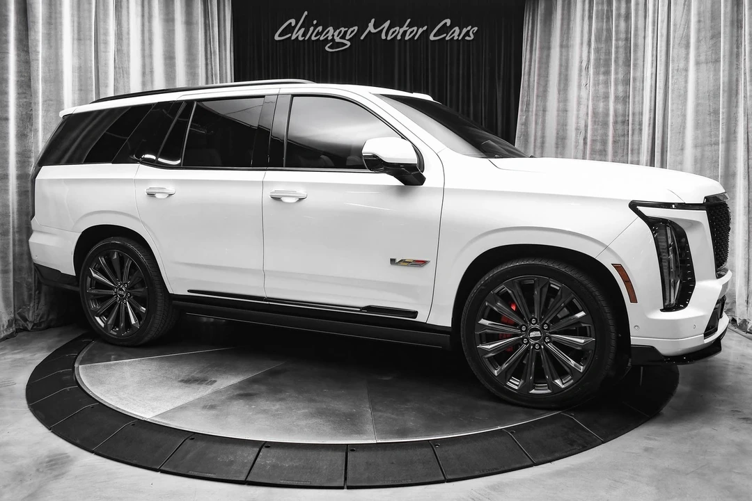 2025 Cadillac Escalade-V 5th Gen - Image 6 of 21