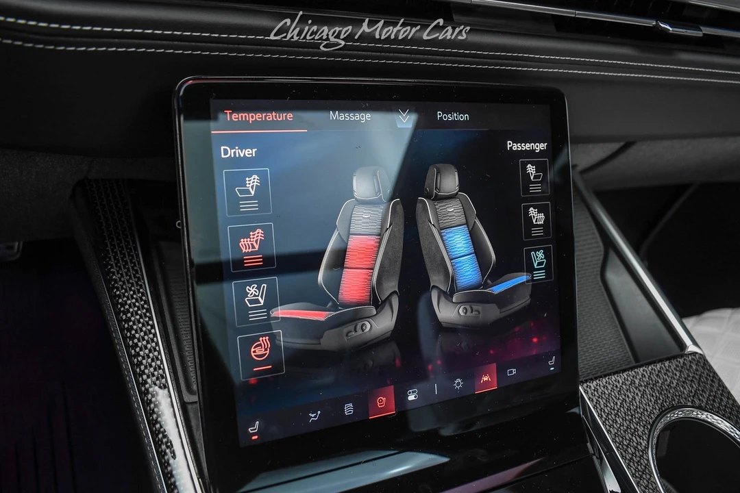 2025 Cadillac Escalade-V 5th Gen - Image 19 of 21
