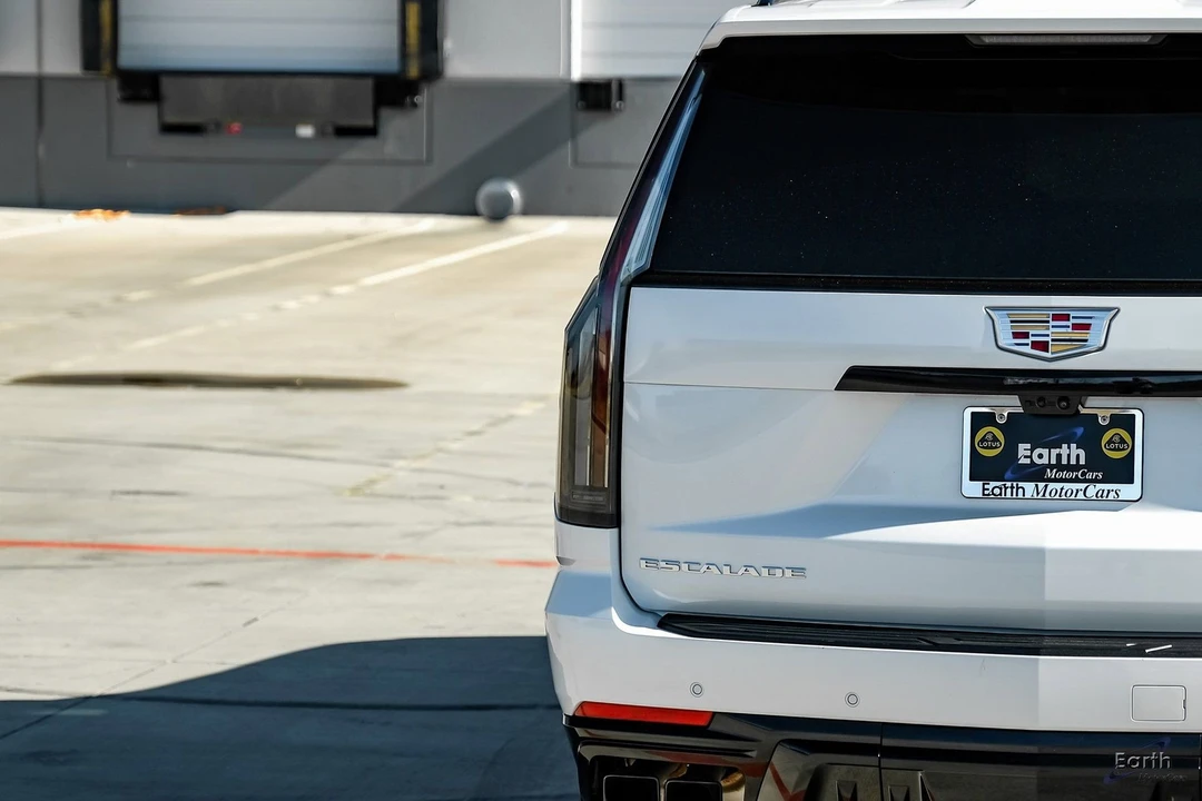 2025 Cadillac Escalade-V 5th Gen - Image 12 of 12