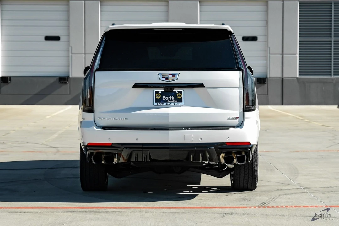 2025 Cadillac Escalade-V 5th Gen - Image 10 of 12