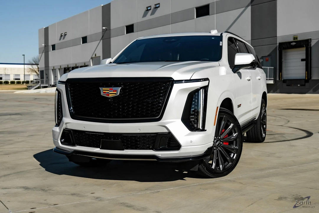 2025 Cadillac Escalade-V 5th Gen - Image 3 of 12