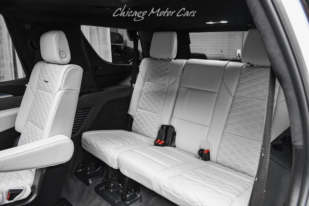 2025 Cadillac Escalade-V 5th Gen - Image 14 of 19