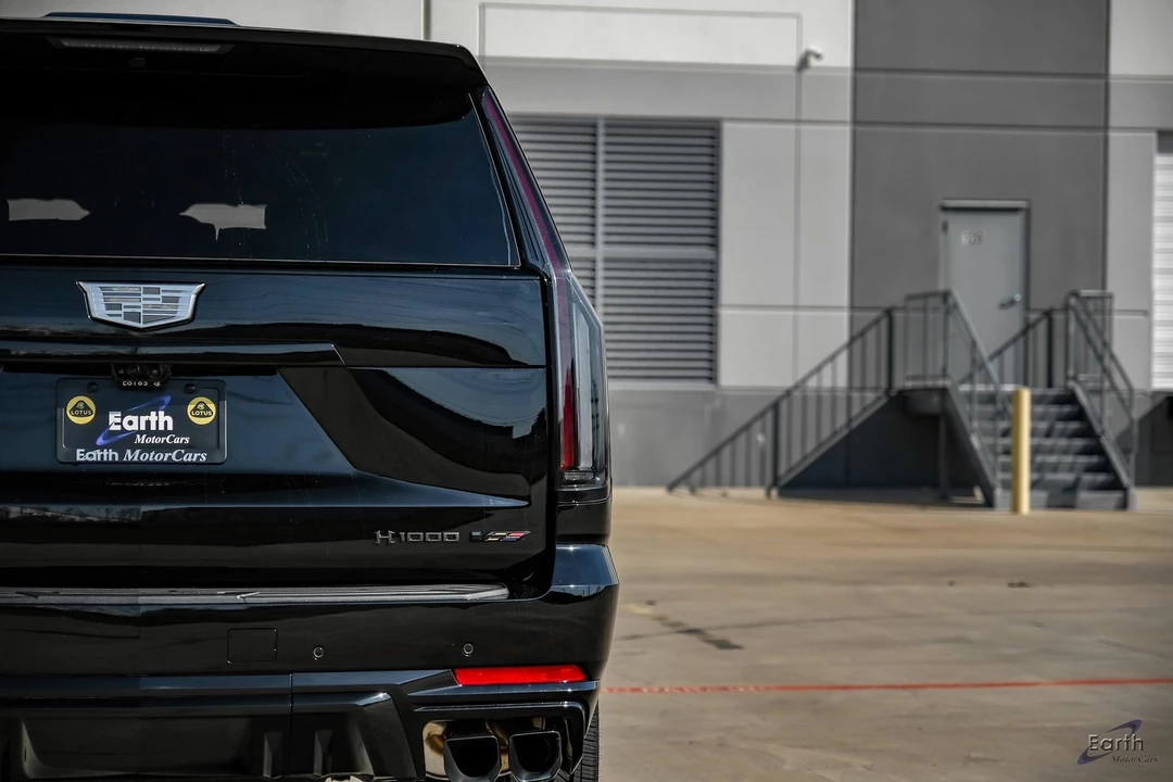 2025 Cadillac Escalade-V 5th Gen - Image 12 of 12