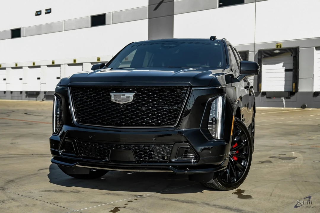 2025 Cadillac Escalade-V 5th Gen - Image 3 of 12
