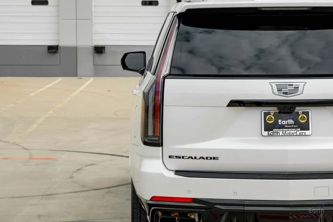 2025 Cadillac Escalade-V 5th Gen - Image 12 of 12