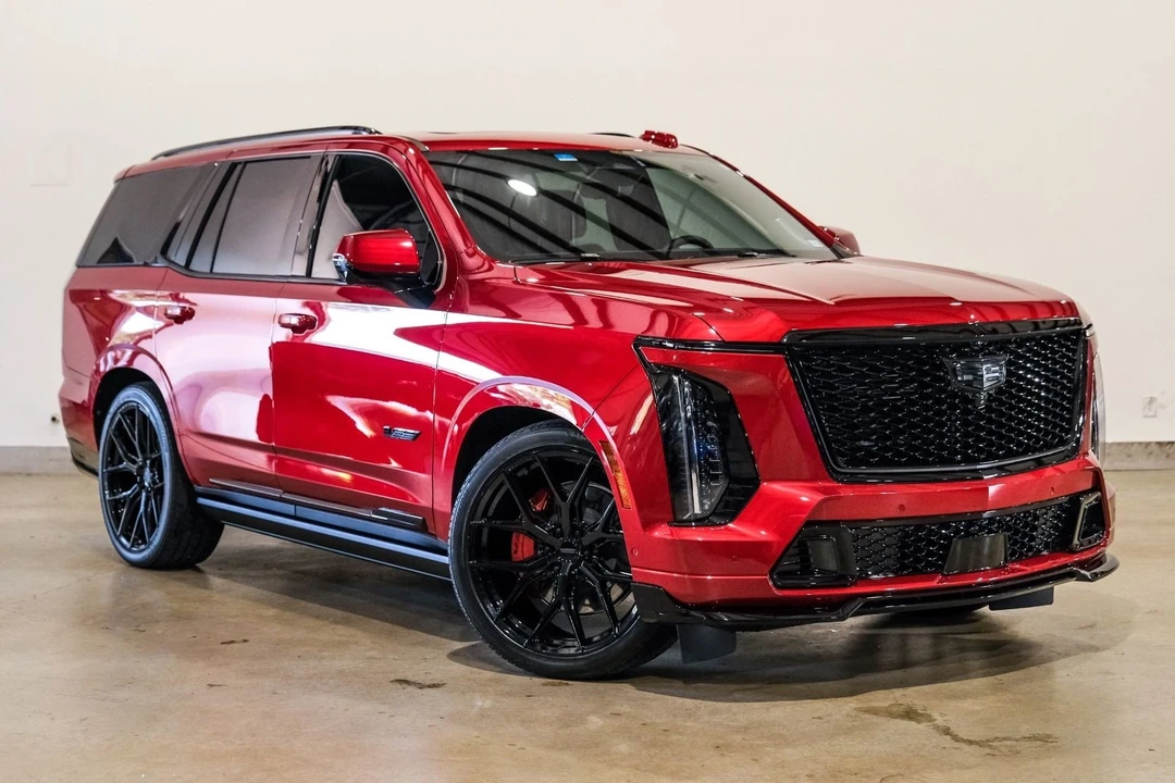 2025 Cadillac Escalade-V 5th Gen - Image 7 of 12