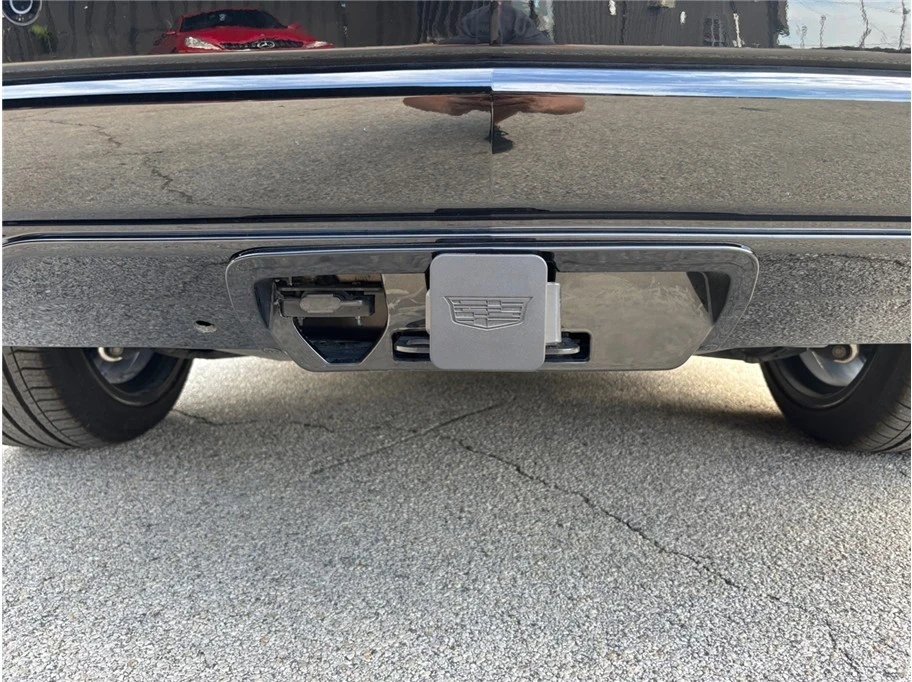 2025 Cadillac Lyriq - Image 18 of 21