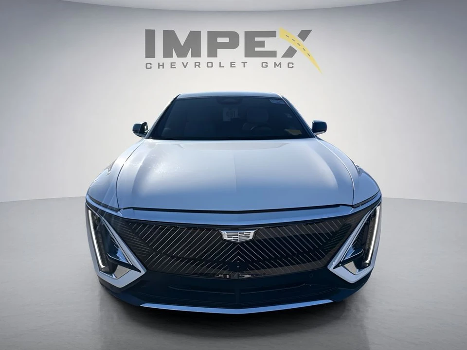 2025 Cadillac Lyriq - Image 8 of 15