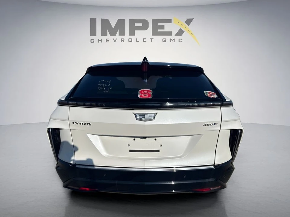 2025 Cadillac Lyriq - Image 4 of 15