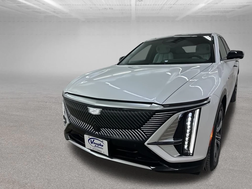 2025 Cadillac Lyriq - Image 4 of 12