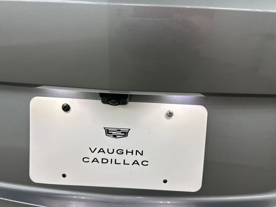 2025 Cadillac Lyriq - Image 14 of 21