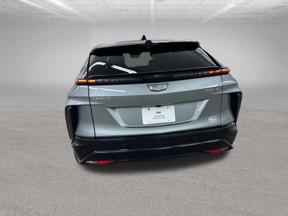 2025 Cadillac Lyriq - Image 9 of 21