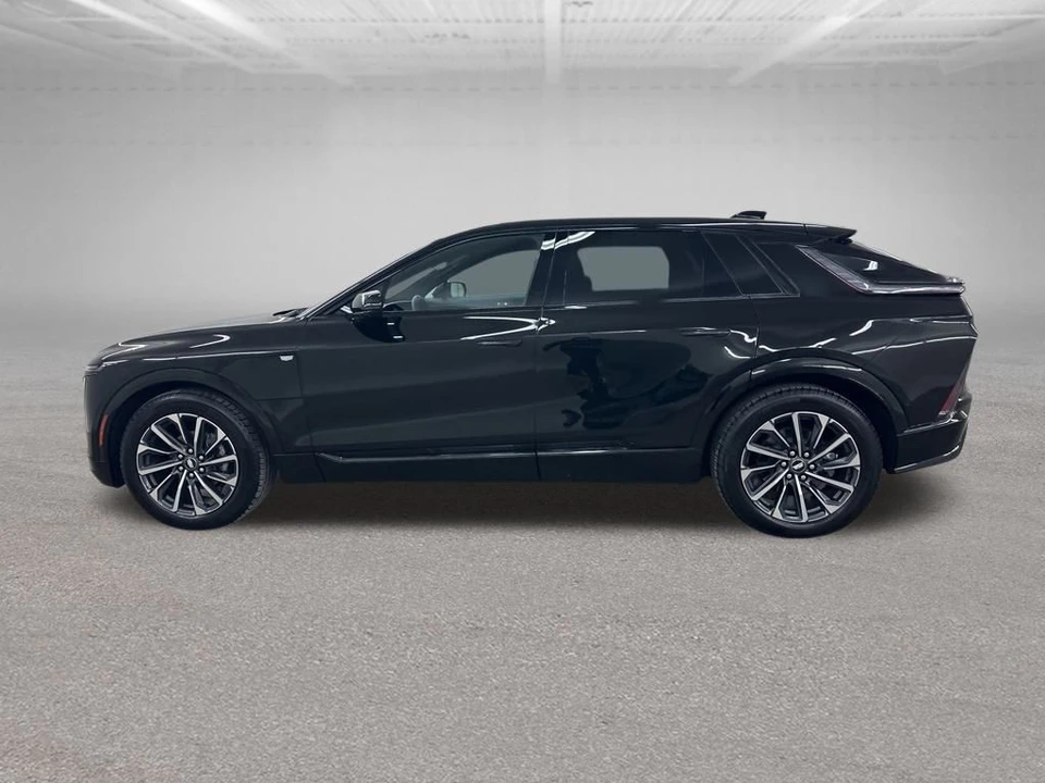 2025 Cadillac Lyriq - Image 6 of 12