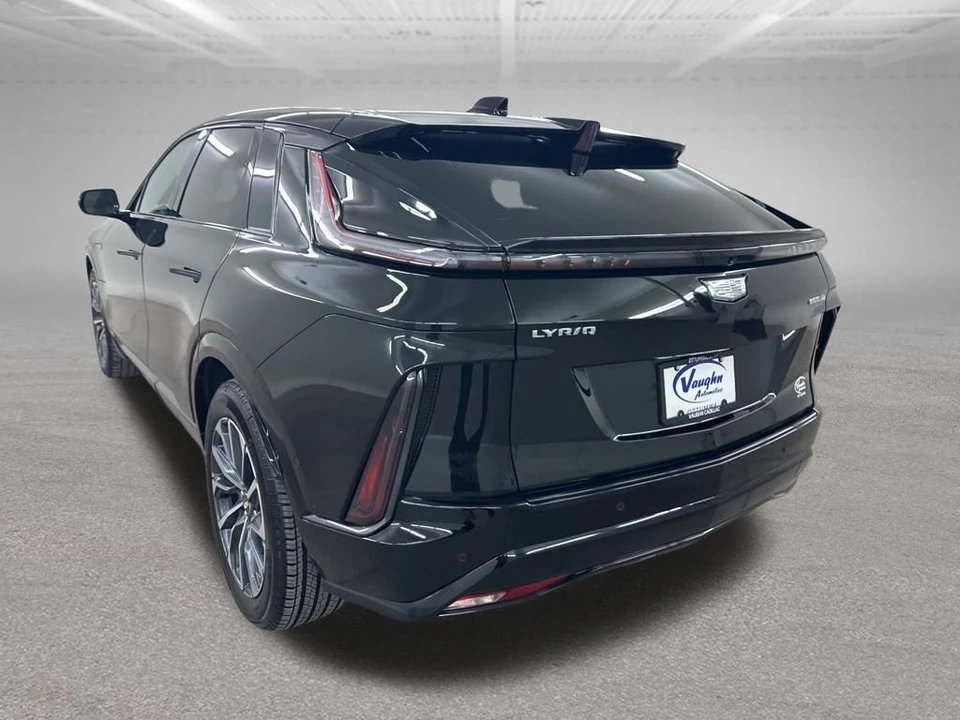 2025 Cadillac Lyriq - Image 7 of 12