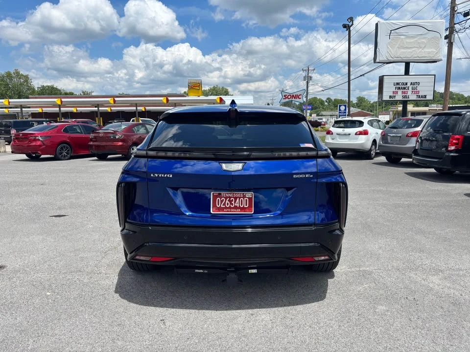 2025 Cadillac Lyriq - Image 4 of 19
