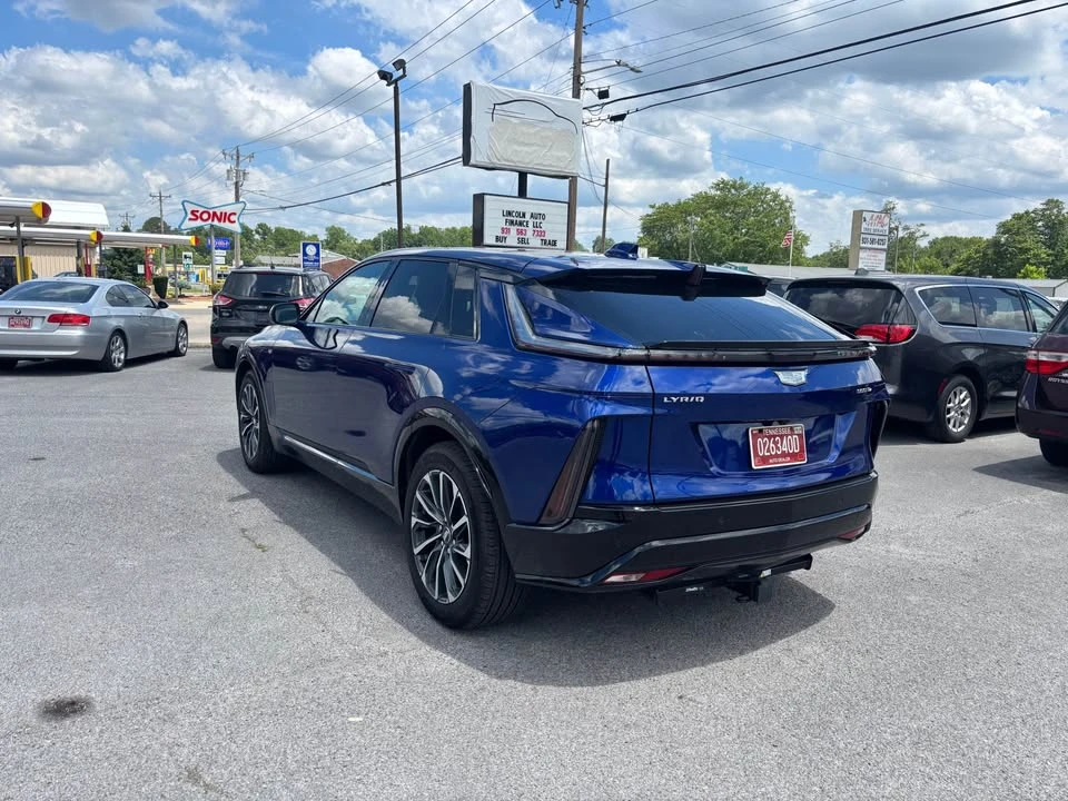 2025 Cadillac Lyriq - Image 3 of 19