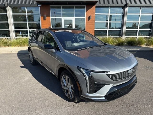 2025 Cadillac Optiq - Image 2 of 21
