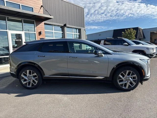 2025 Cadillac Optiq - Image 9 of 21