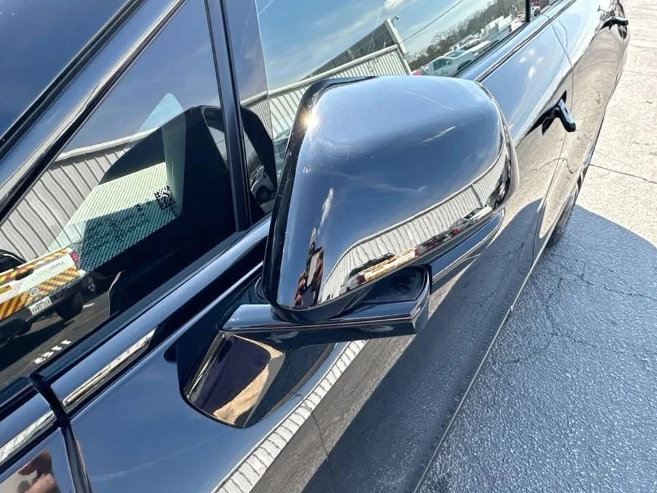 2025 Cadillac Optiq - Image 11 of 20