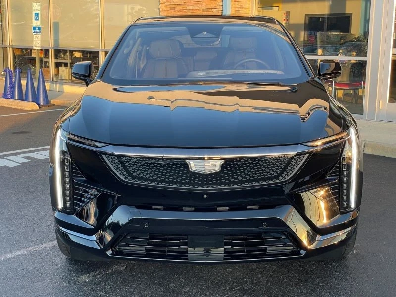 2025 Cadillac Optiq - Image 12 of 12