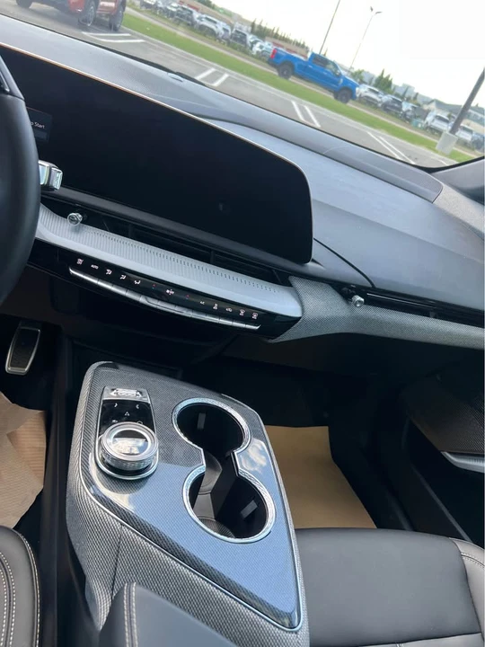 2025 Cadillac Optiq - Image 5 of 7
