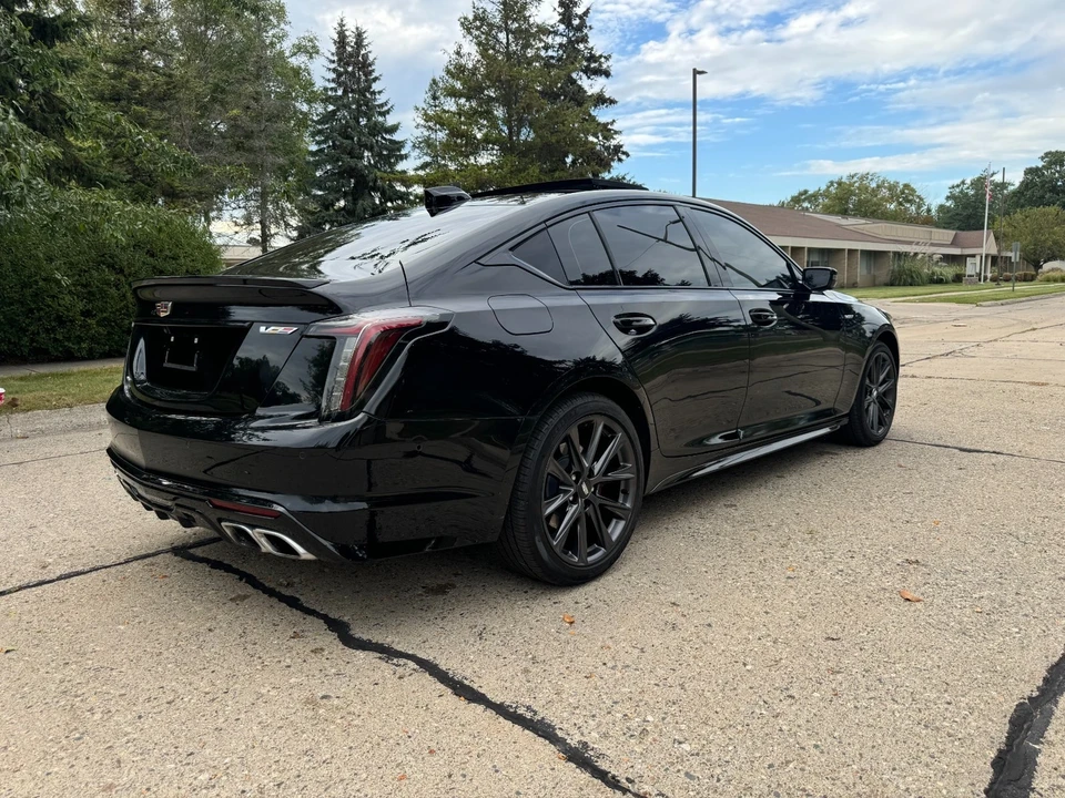 2025 Cadillac - Image 4 of 21