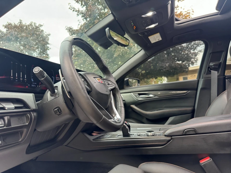 2025 Cadillac - Image 20 of 21
