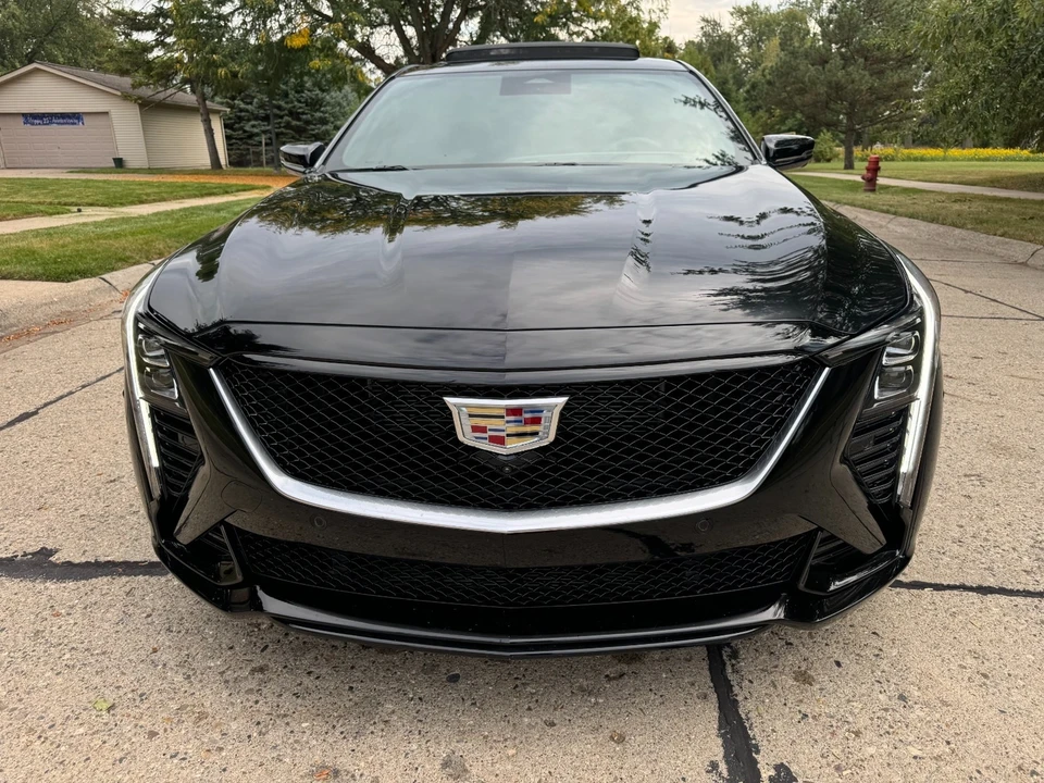 2025 Cadillac - Image 9 of 21
