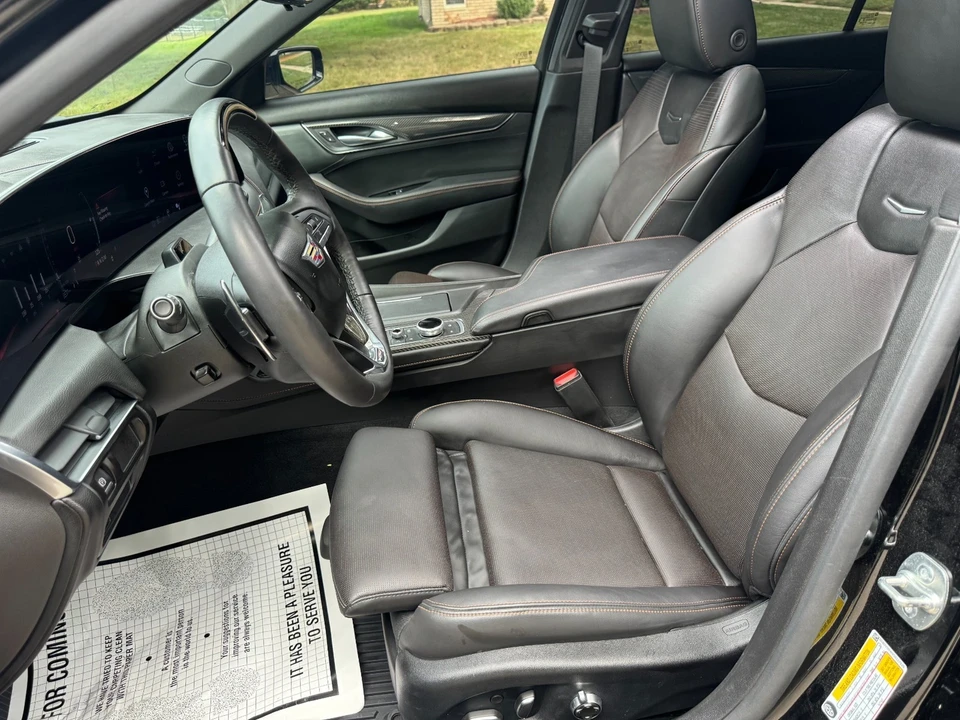 2025 Cadillac - Image 11 of 21