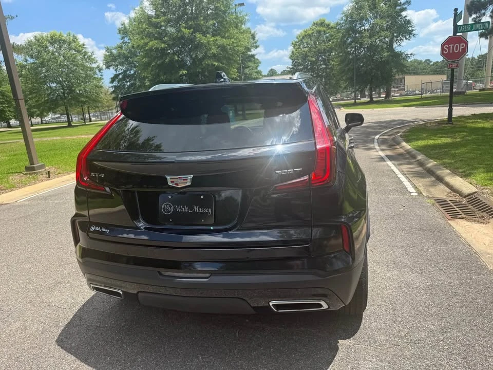 2025 Cadillac XT4 - Image 6 of 12
