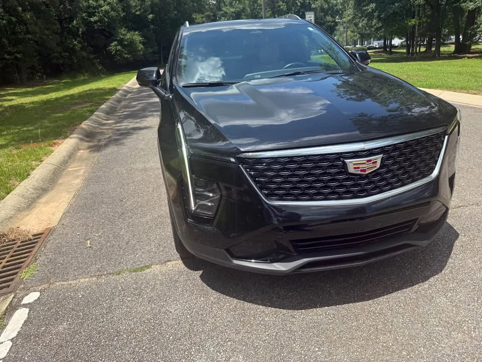 2025 Cadillac XT4 - Image 3 of 12