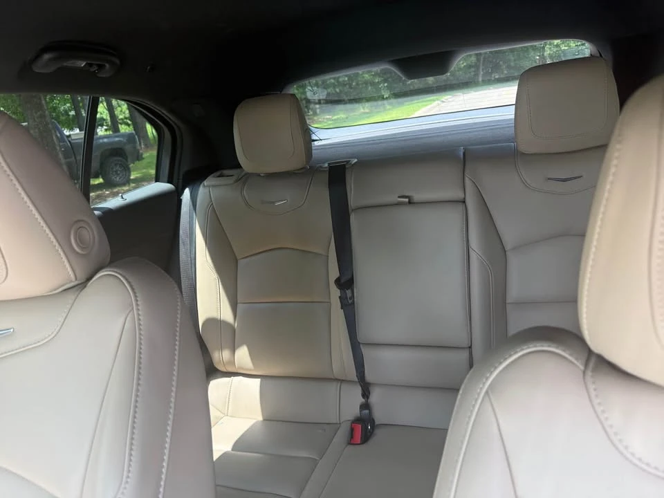 2025 Cadillac XT4 - Image 10 of 12