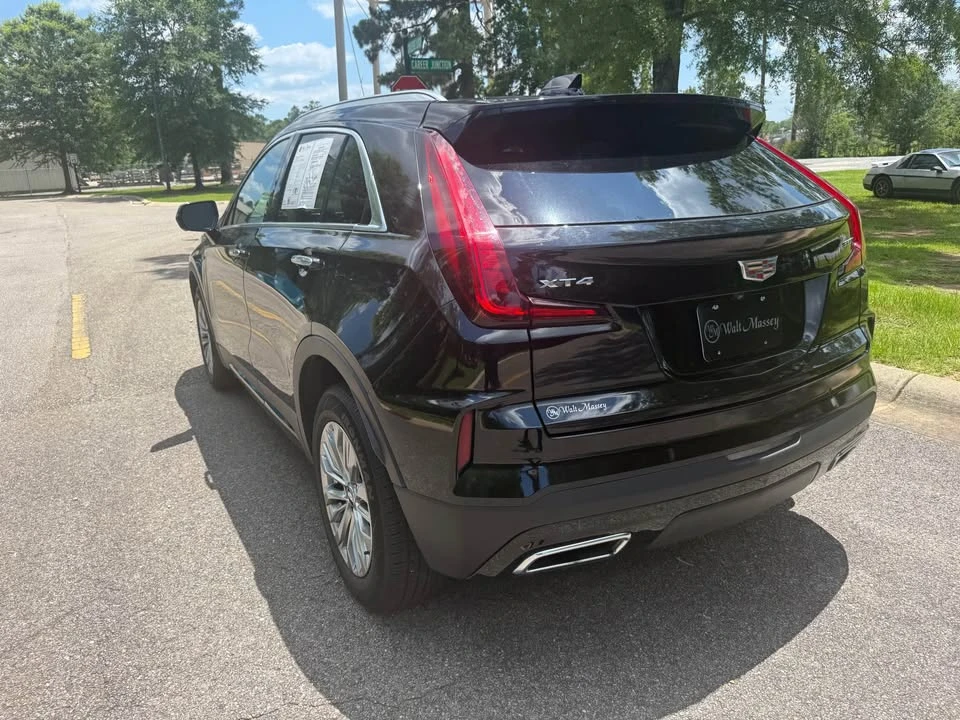 2025 Cadillac XT4 - Image 7 of 12