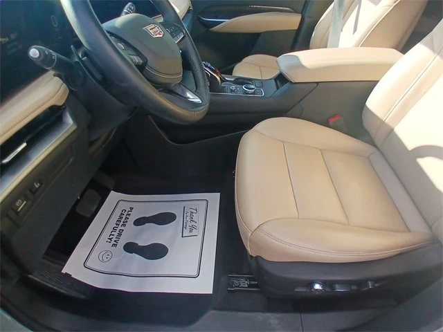 2025 Cadillac XT4 - Image 12 of 21