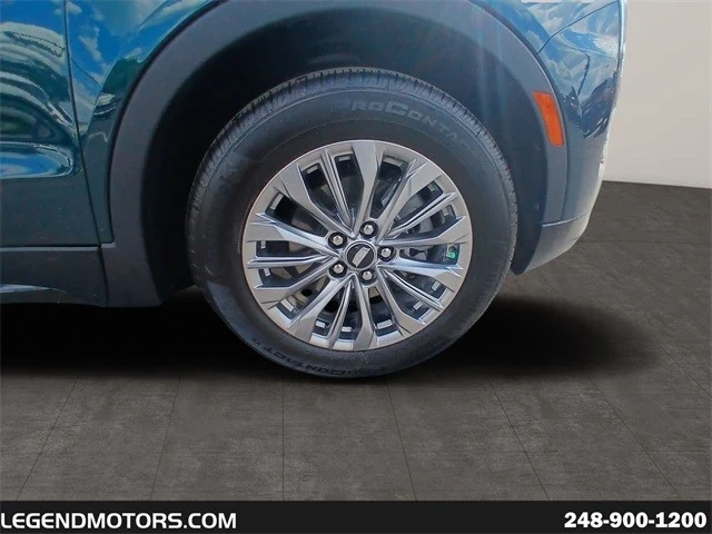 2025 Cadillac XT4 - Image 10 of 21