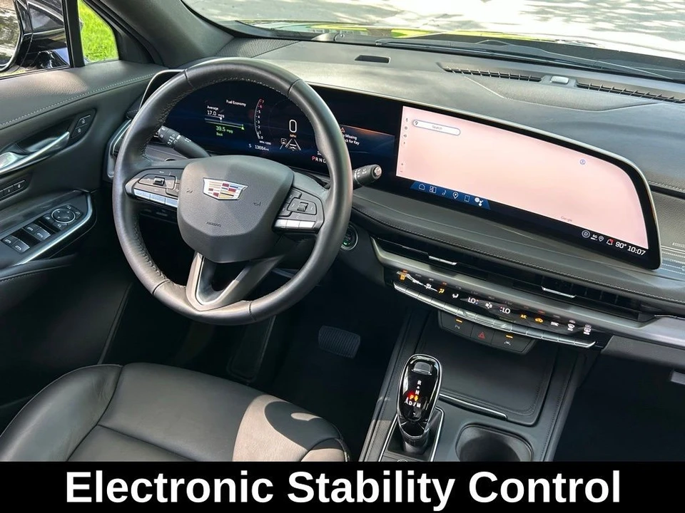 2025 Cadillac XT4 - Image 11 of 12