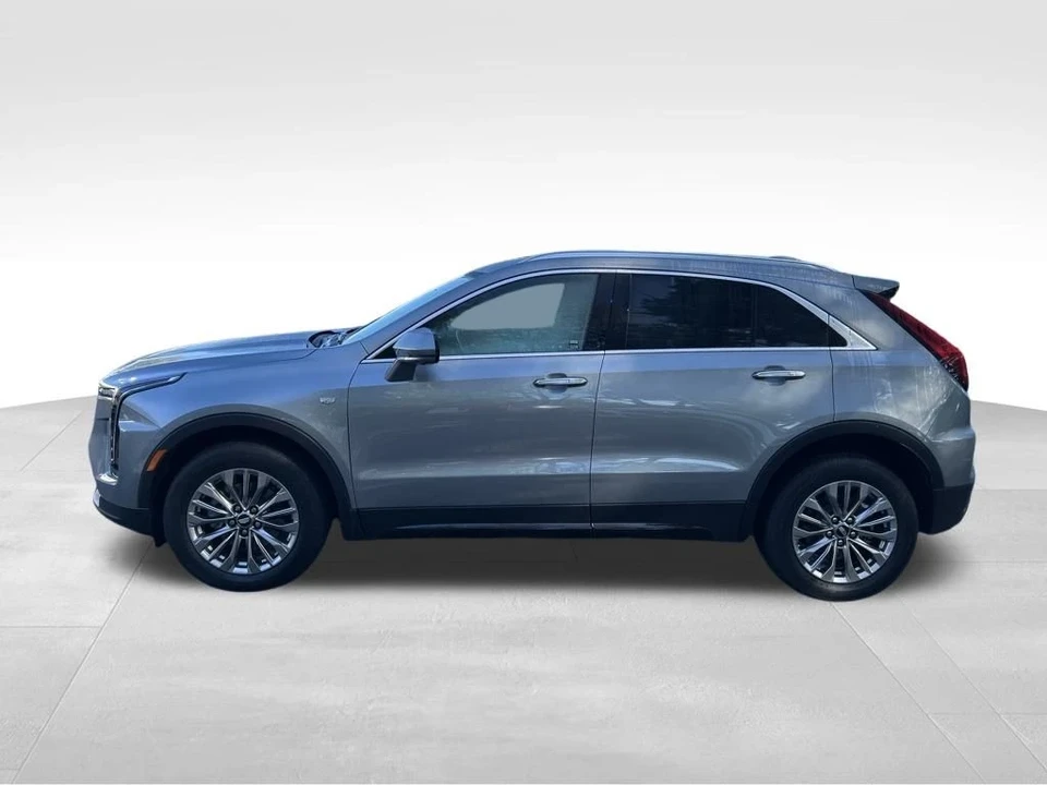 2025 Cadillac XT4 - Image 2 of 12