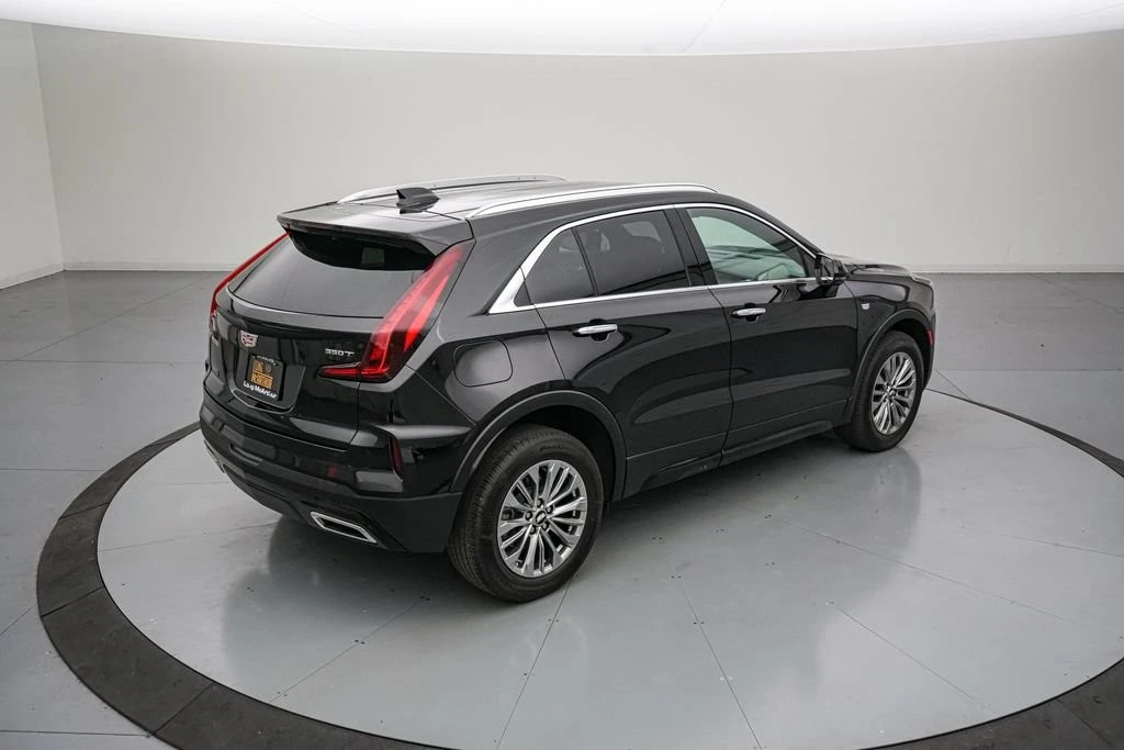 2025 Cadillac XT4 - Image 5 of 24