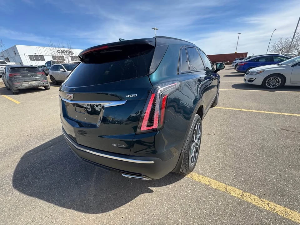 2025 Cadillac XT5 - Image 5 of 19