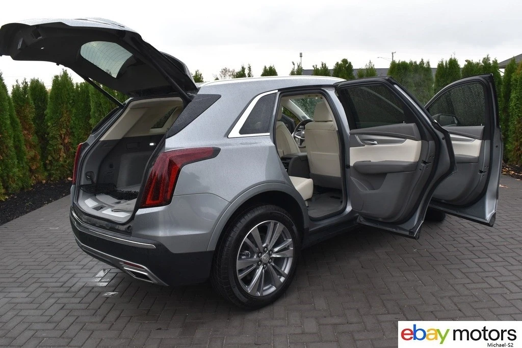 2025 Cadillac XT5 - Image 19 of 21