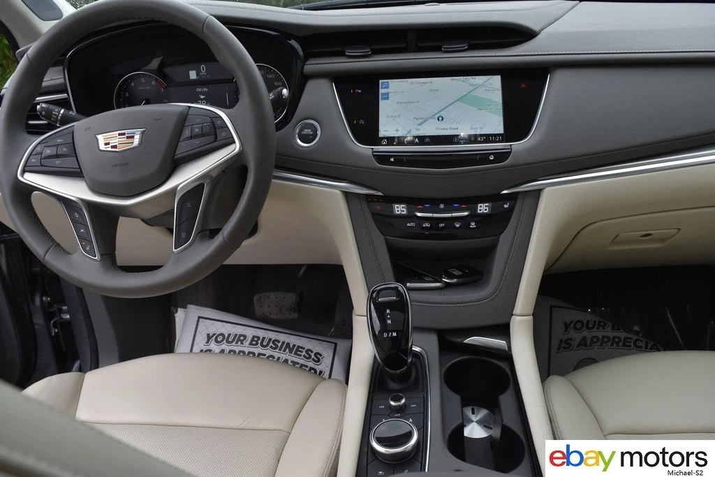 2025 Cadillac XT5 - Image 14 of 21