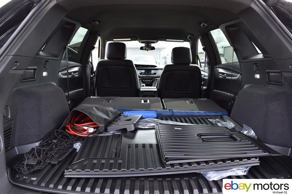 2025 Cadillac XT5 - Image 15 of 21