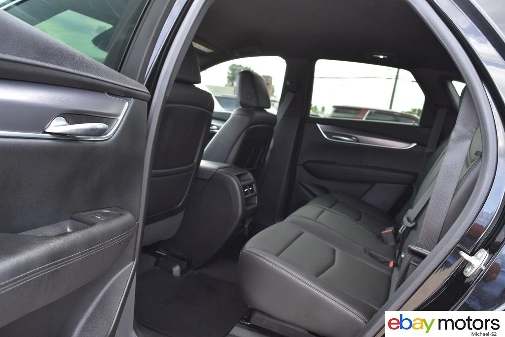 2025 Cadillac XT5 - Image 13 of 21