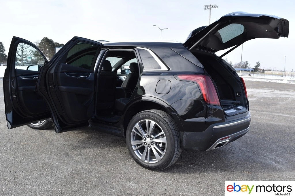 2025 Cadillac XT5 - Image 19 of 21