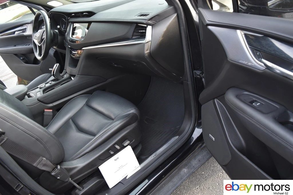 2025 Cadillac XT5 - Image 16 of 21