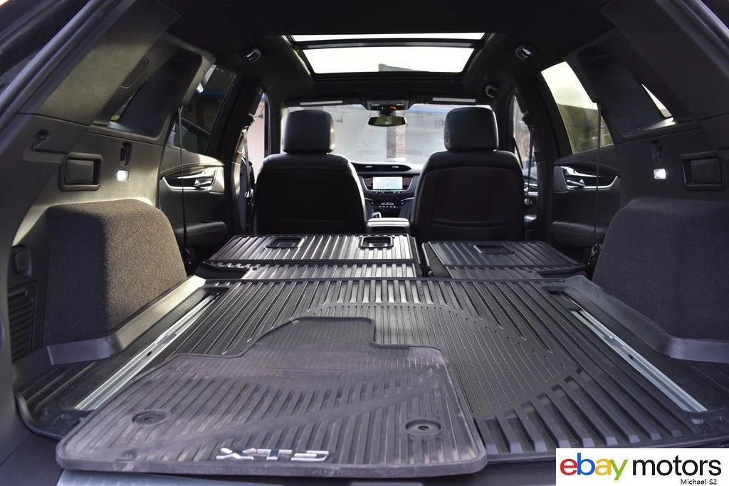 2025 Cadillac XT5 - Image 15 of 21