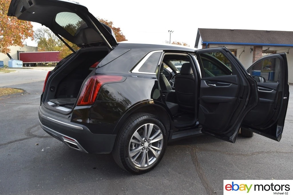 2025 Cadillac XT5 - Image 19 of 21