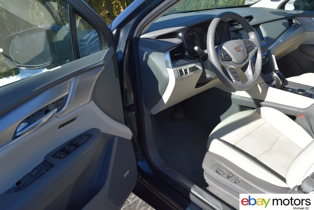 2025 Cadillac XT5 - Image 11 of 21