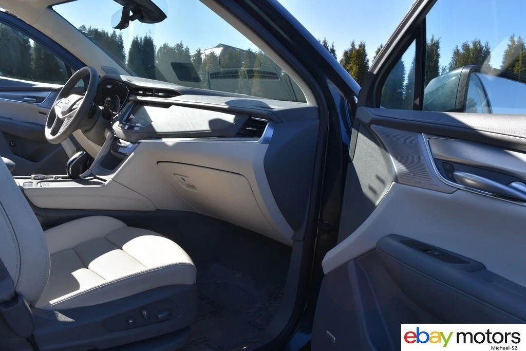 2025 Cadillac XT5 - Image 16 of 21
