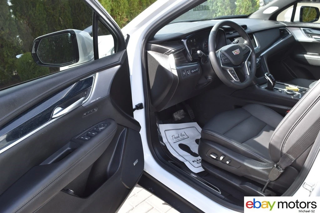2025 Cadillac XT5 - Image 11 of 21